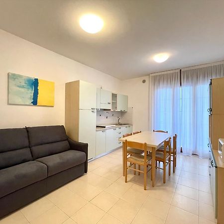 Palazzo Masotto - Carraro Immobiliare Jesolo - Family Apartments ภายนอก รูปภาพ