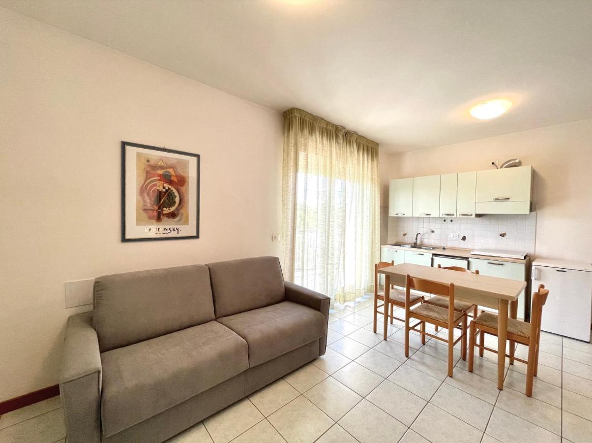 Palazzo Masotto - Carraro Immobiliare Jesolo - Family Apartments ภายนอก รูปภาพ